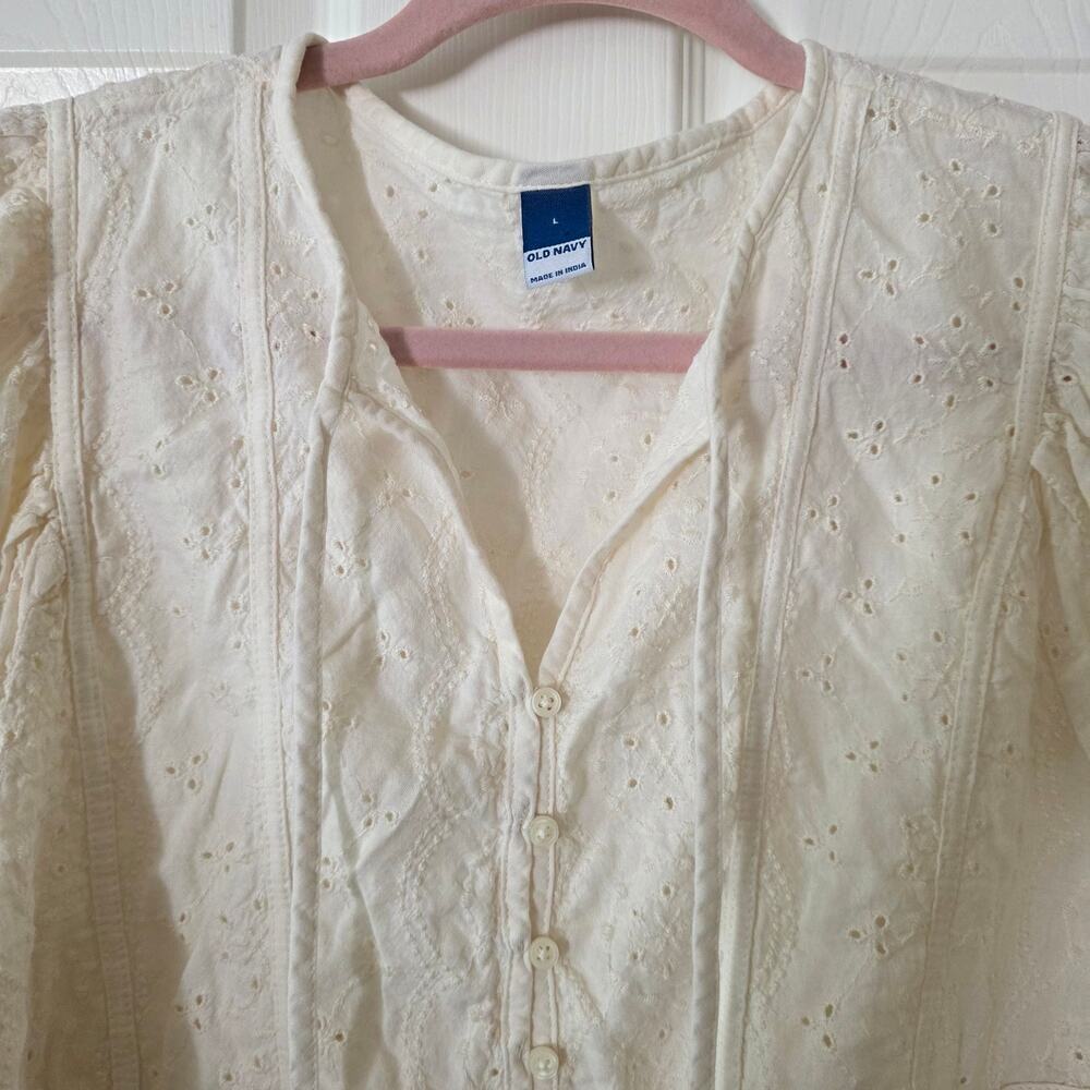 Old Navy Oversized Embroidered Cutwork Tie-Neck Blouse Large - Picture 3 of 10